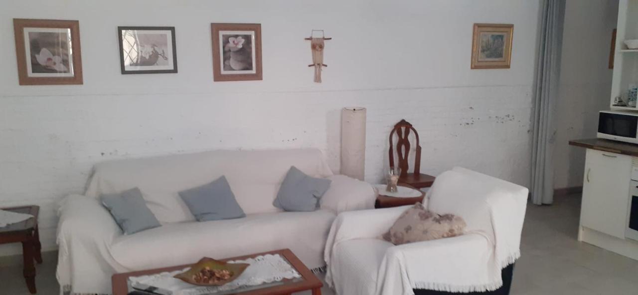 Alex And Renate Apartment Valencia Exterior photo